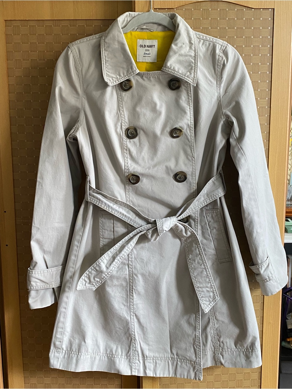 Old Navy women’s Beige Double-Breasted Pea Coat